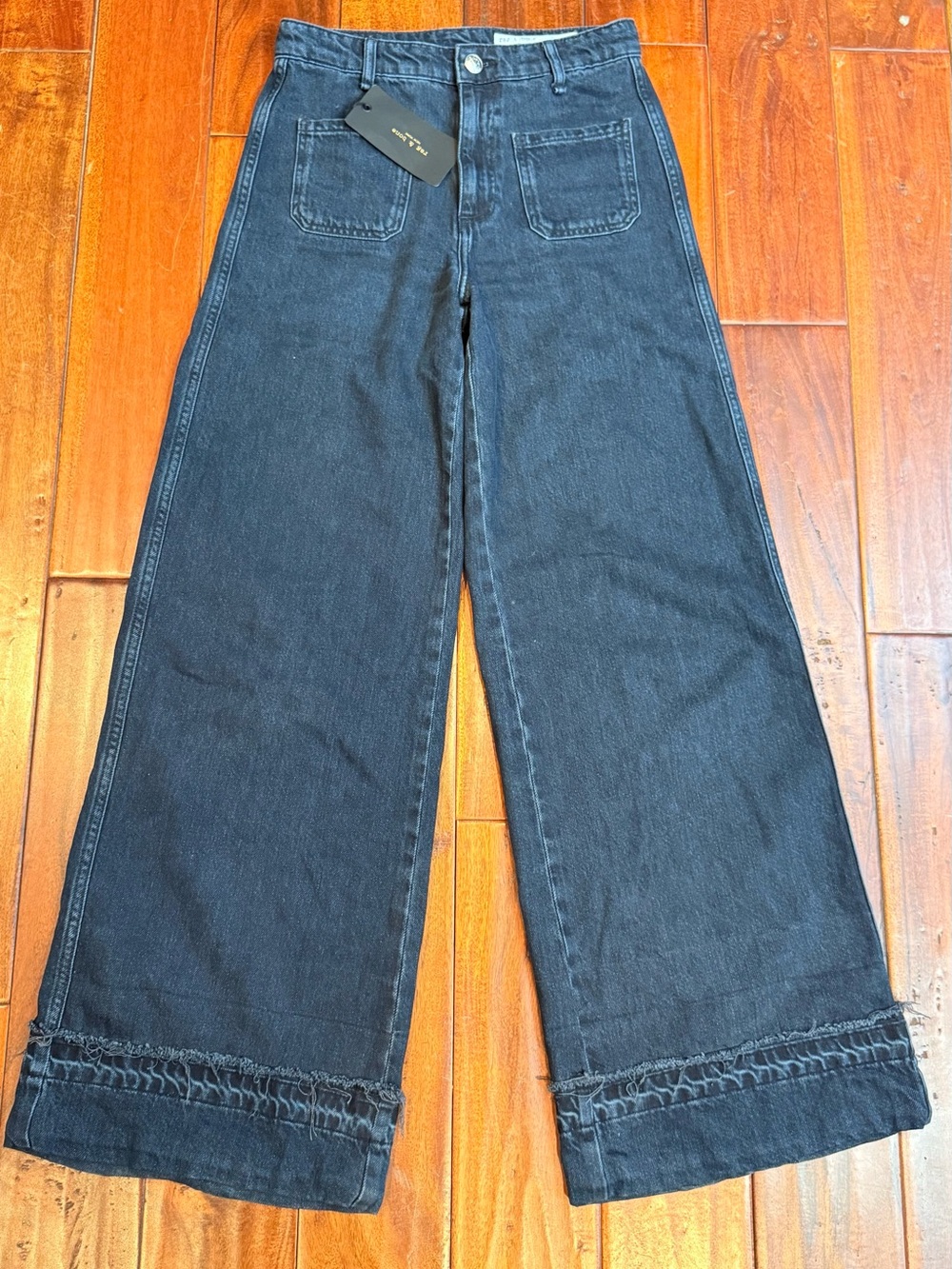 Rag & Bone Wide Leg Cropped Jeans Dark Wash Raw Hem Size 24 NWT - Picture 4 of 8